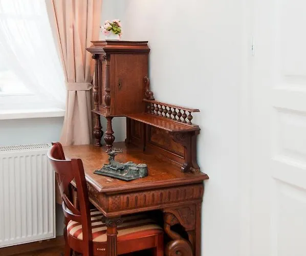 Resort Palac W Debinie Krzeszkowice